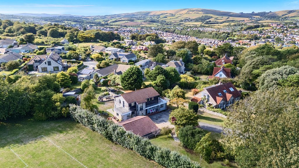 Property photo 3 of 30 Aerial