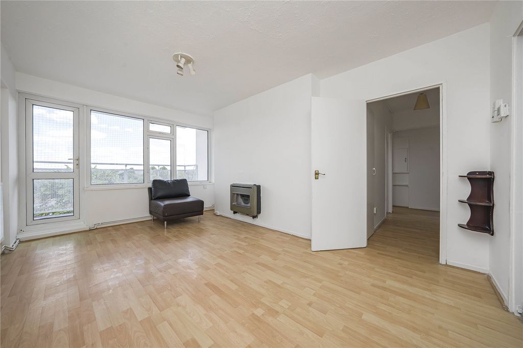 Property photo 1 of 9 Picture No. 06