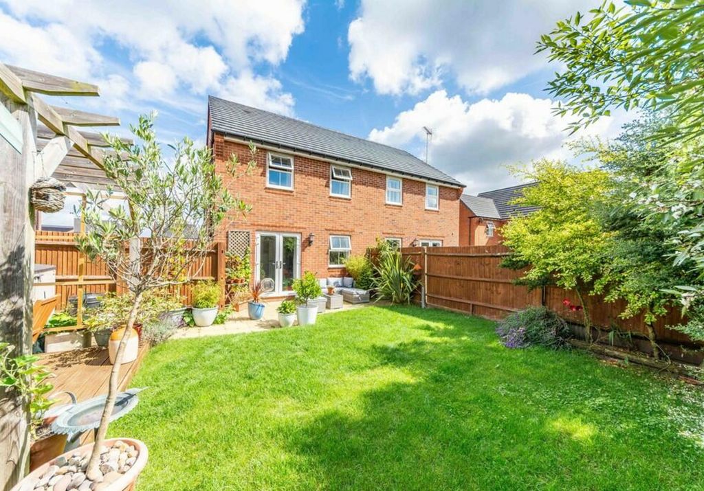 Property photo 2 of 13