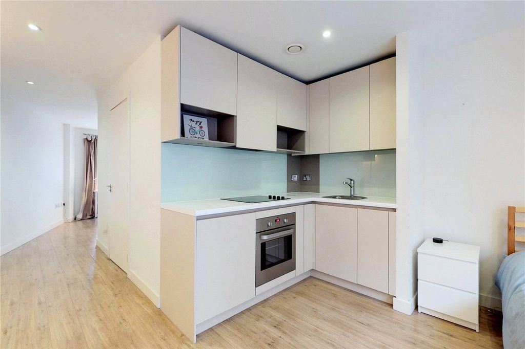 Property photo 1 of 7 Picture No. 25