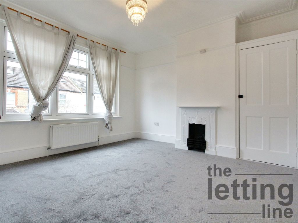 Property photo 3 of 13 Picture No. 06