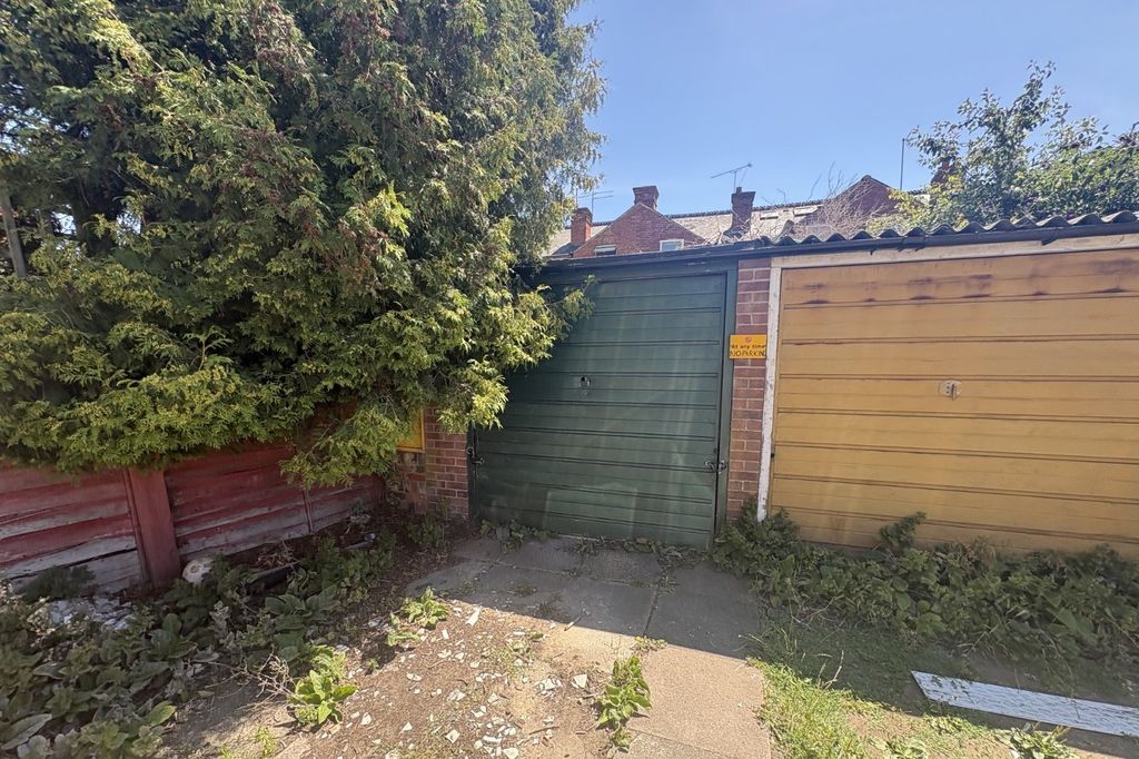 Property photo 1 of 3 Picture No. 03