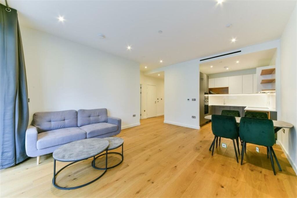 Property photo 1 of 16 Open Plan