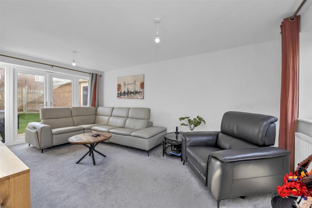 Property photo 3 of 20 Dcp_5859.Jpg