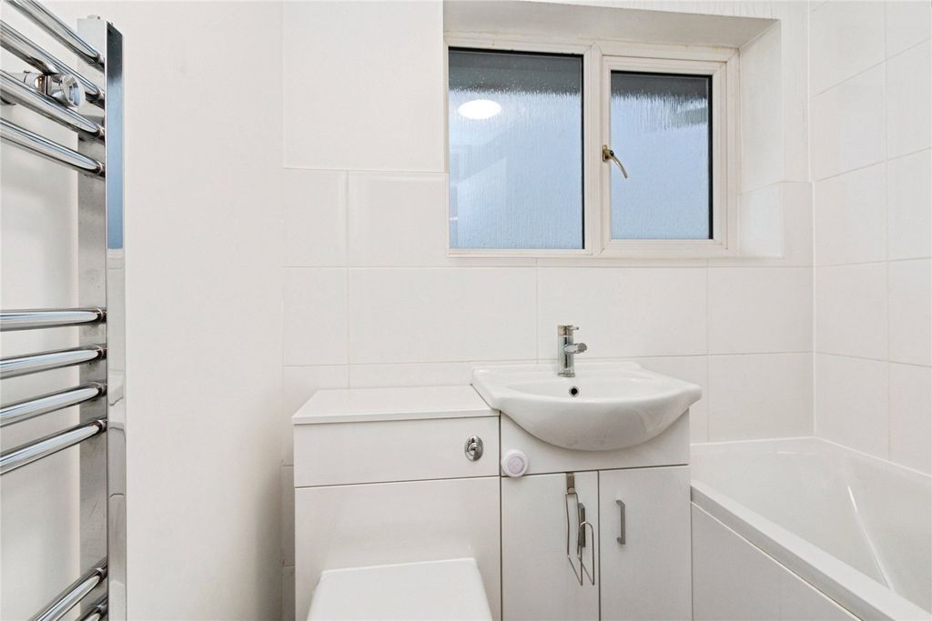 Property photo 3 of 21 Picture No. 07