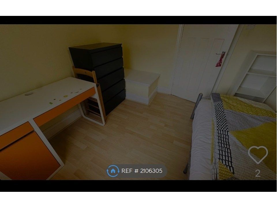 Property photo 3 of 15 Single Room