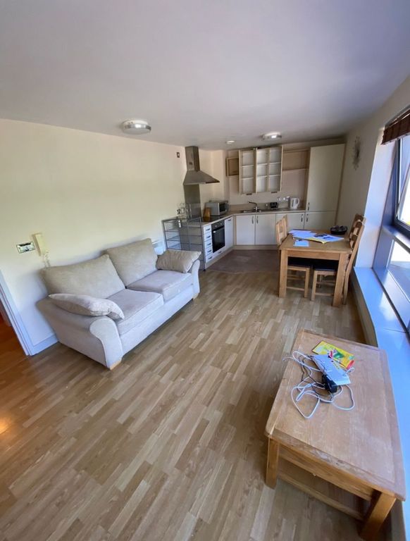 Property photo 2 of 6