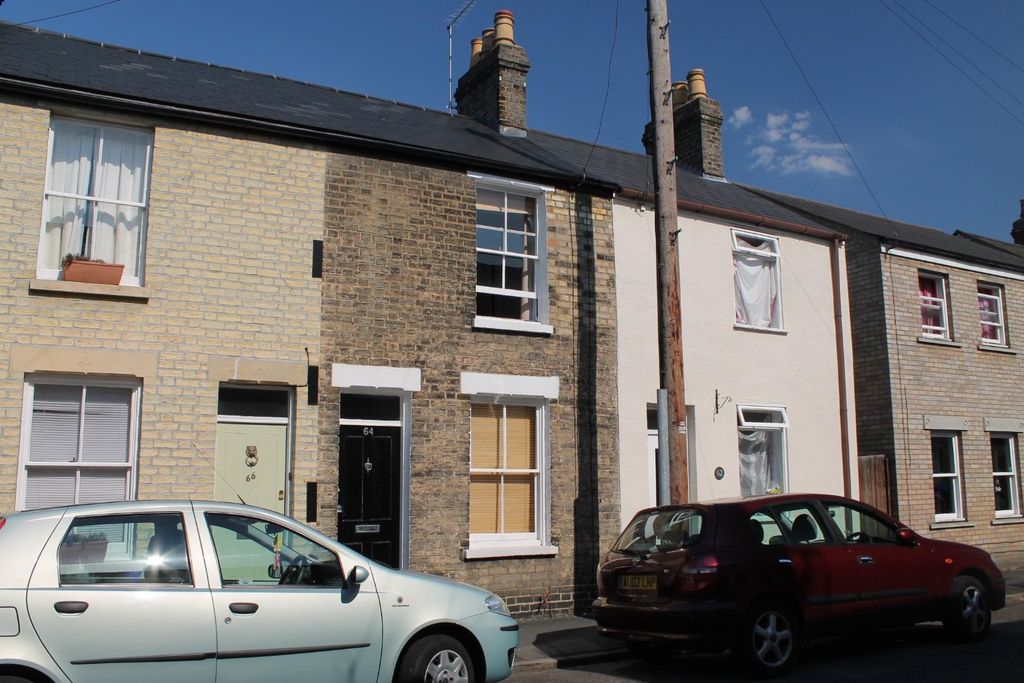 Property photo 1 of 8 64 York Sunny Front.Jpg