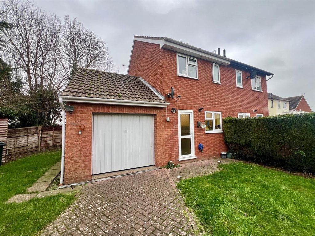 Property photo 1 of 18 Front.Jpg