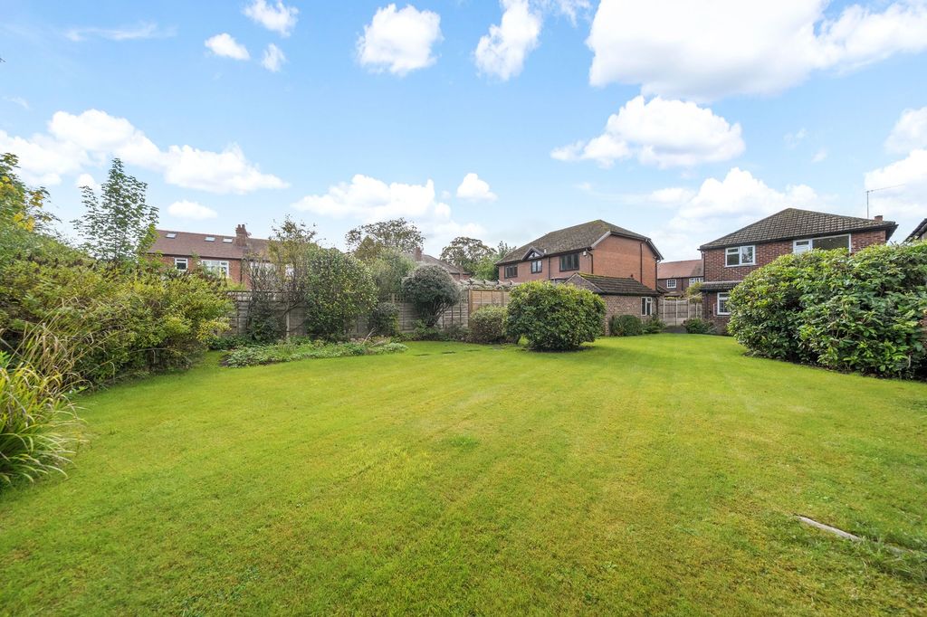 Property photo 3 of 20