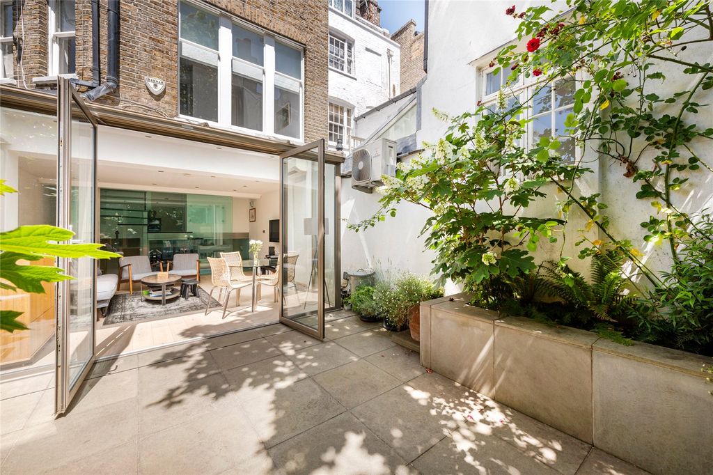 Property photo 2 of 15 Picture No. 08