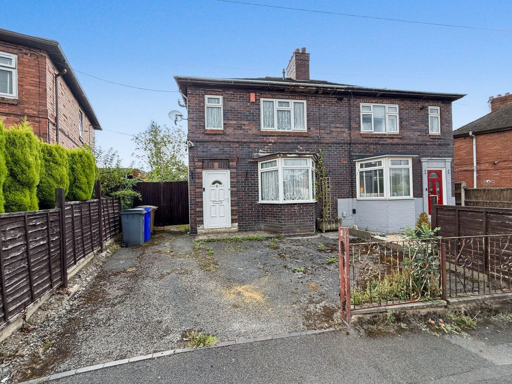 Property photo 1 of 12