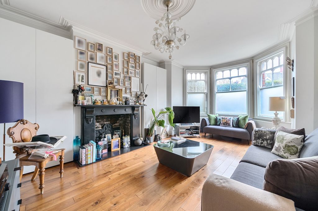 Property photo 1 of 21