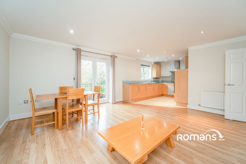 Property photo 2 of 11 Photo