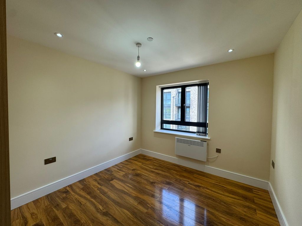 Property photo 3 of 5 Gallery