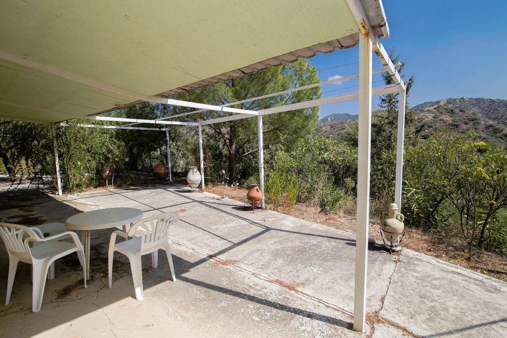 Property photo 3 of 45