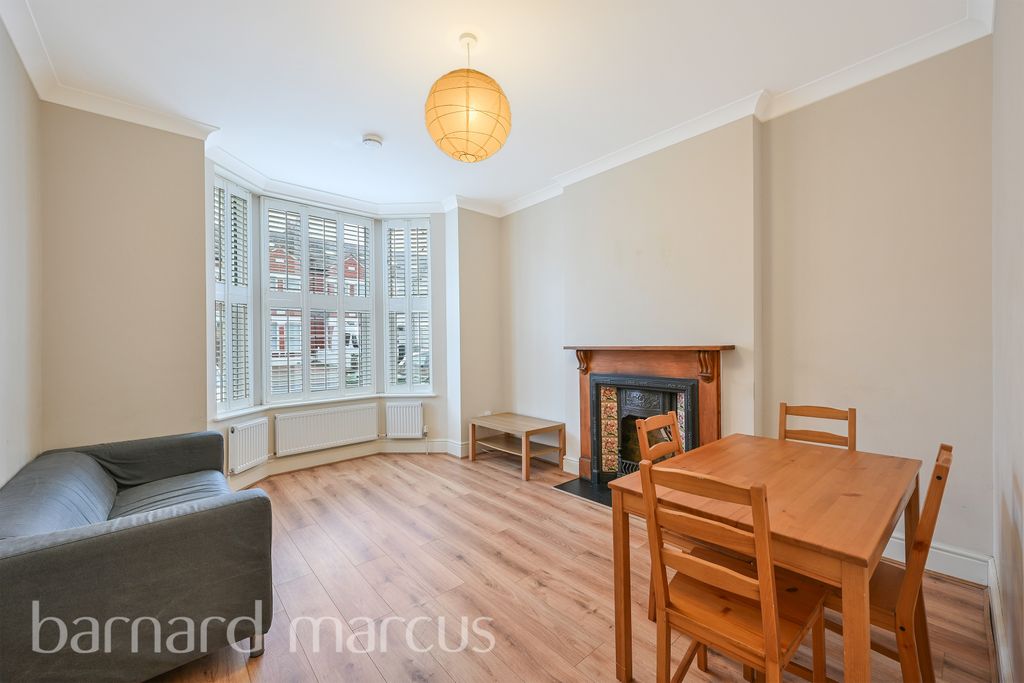 Property photo 2 of 8 Image