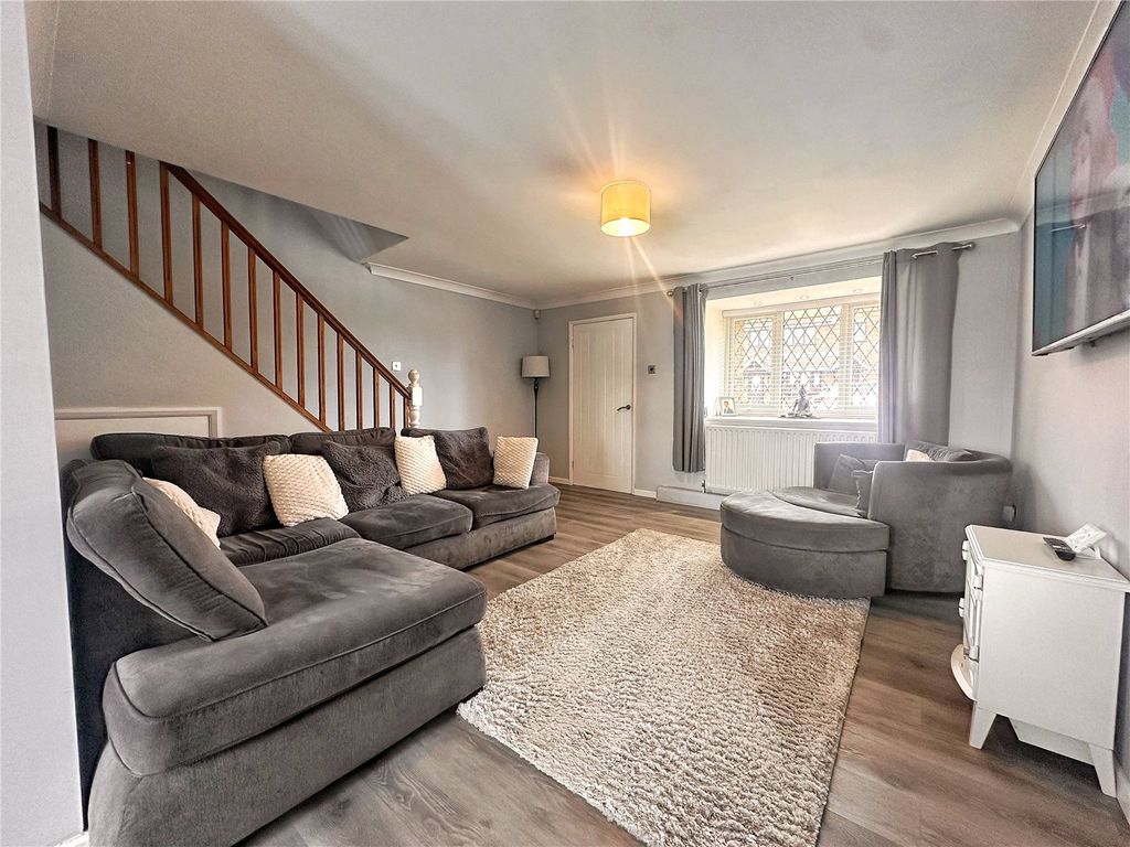 Property photo 3 of 17 Picture No. 16