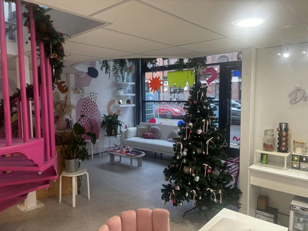 Property photo 3 of 18 P5.Jpeg