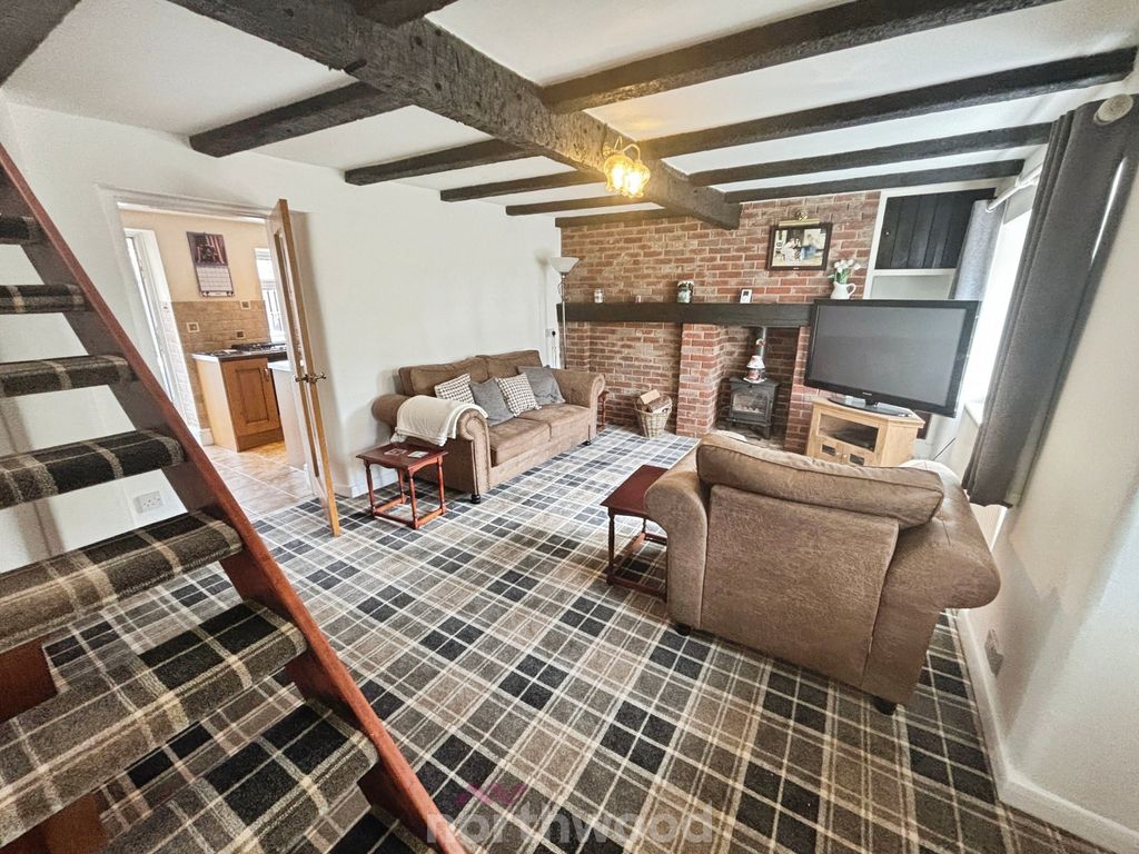 Property photo 2 of 29