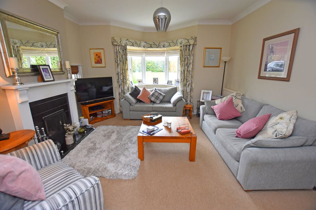 Property photo 3 of 16