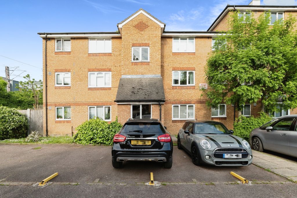 Property photo 1 of 11 1