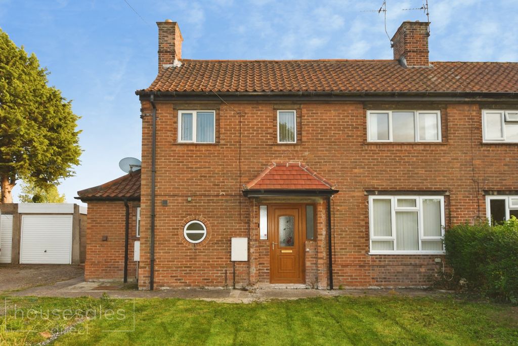 Property photo 1 of 9
