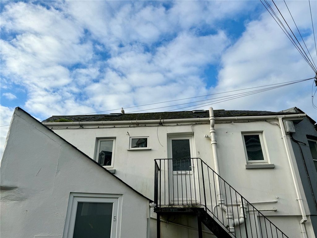 Property photo 1 of 6 Picture No. 09