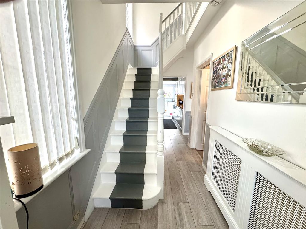 Property photo 2 of 24 Img_3890.Jpg