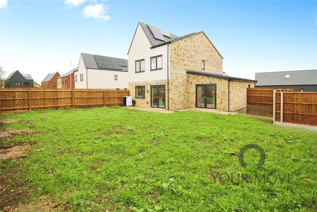 Property photo 3 of 32 Garden