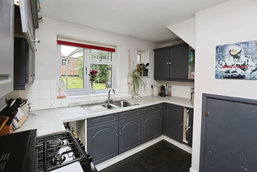 Property photo 2 of 14 Pbox-Img.Jpg