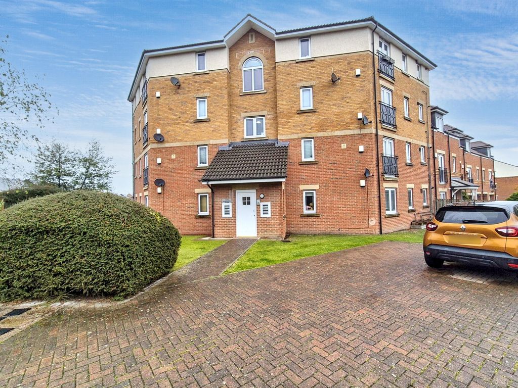 Property photo 1 of 11