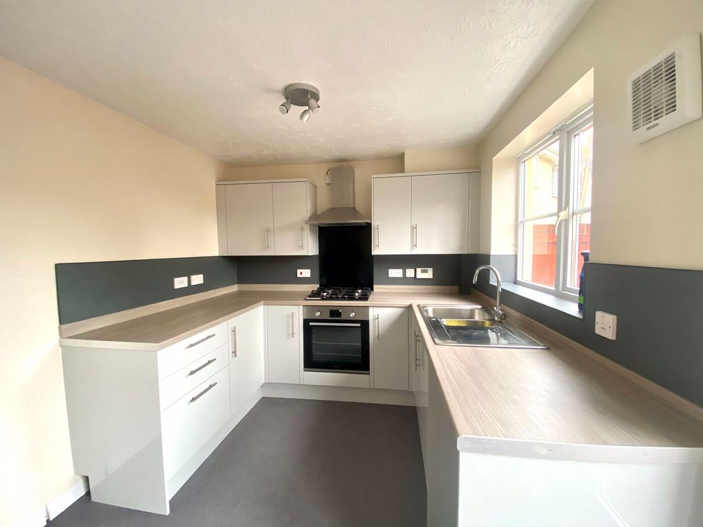 Property photo 2 of 11 Image00006.Jpg