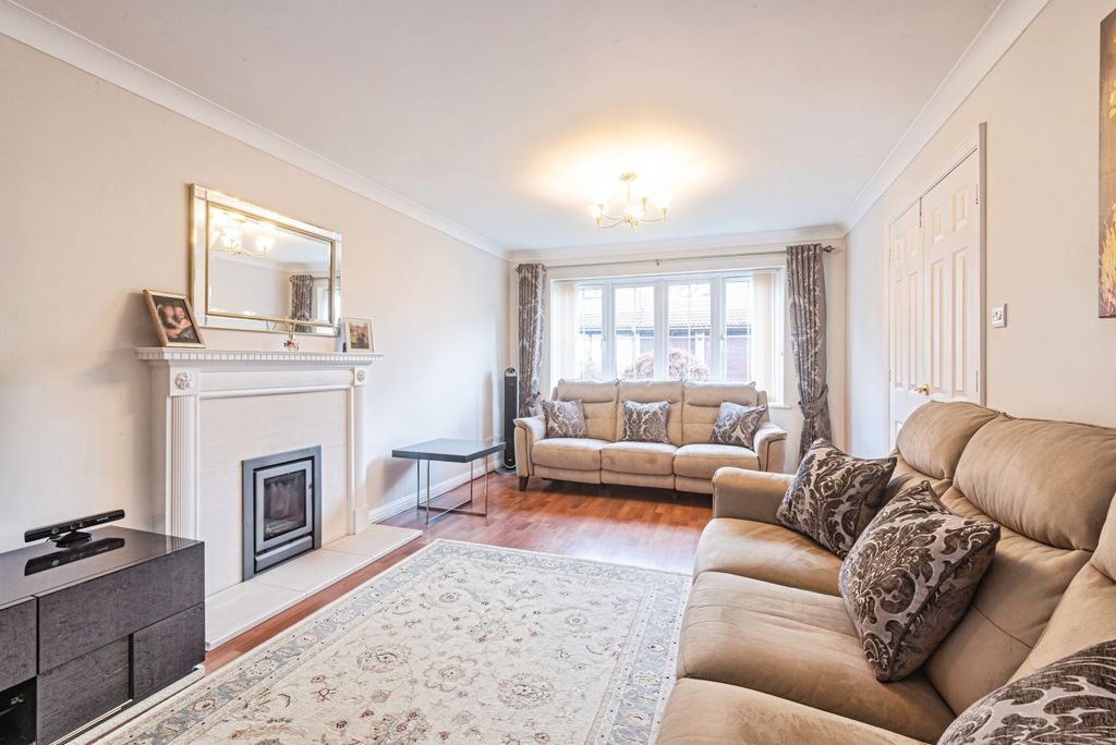 Property photo 2 of 19 Photo #2