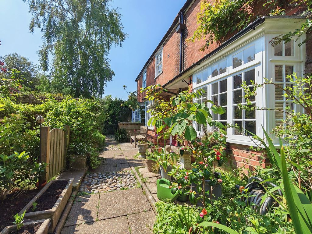 Property photo 1 of 29