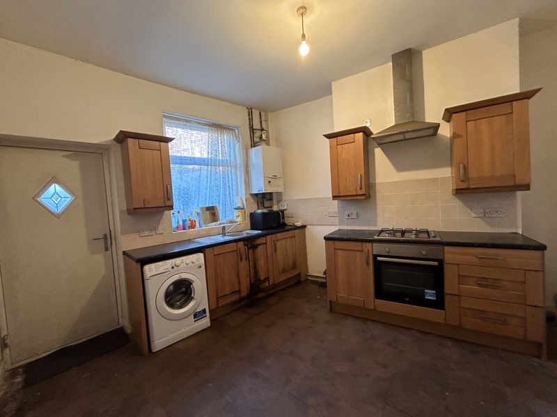 Property photo 2 of 11 Photo 7