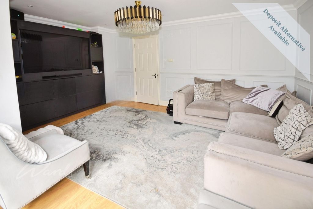 Property photo 3 of 12 Randall Lounge