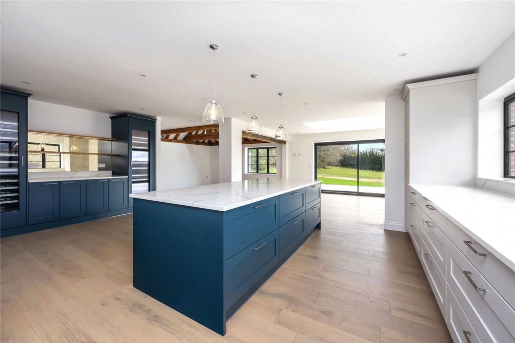 Property photo 2 of 19 Open Plan