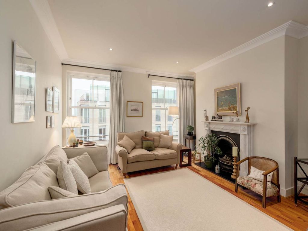 Property photo 2 of 20 71475_Stvincentpl-004A