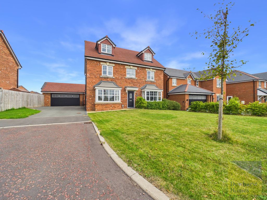 Property photo 1 of 36