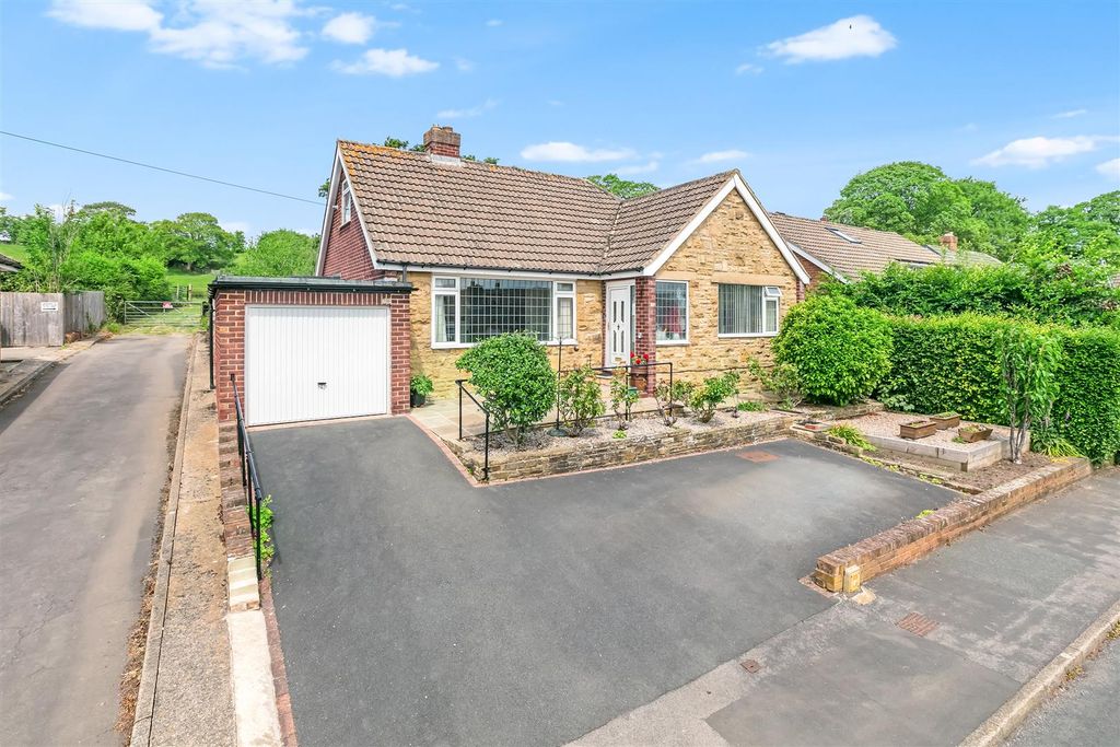 Property photo 1 of 20 St Davids Road