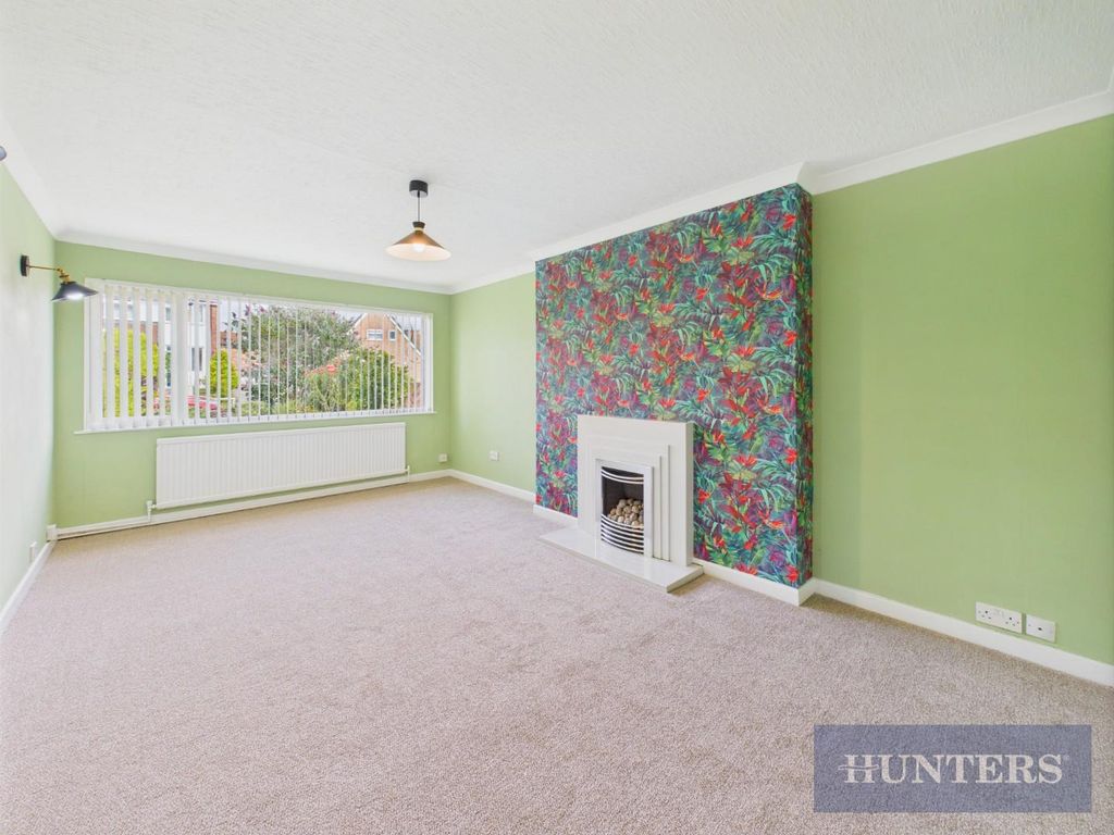 Property photo 3 of 13 Cam05316G0-Pr0175-Still002.Jpg