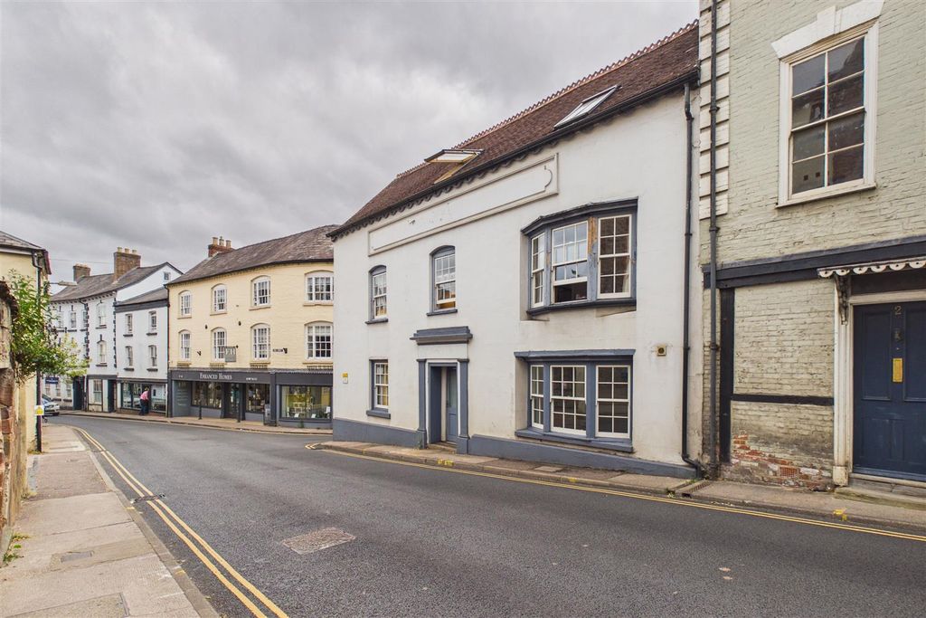 Property photo 2 of 39 Flats 1 - 6, 1 Copse Cross Street, Ross-On-Wye, He