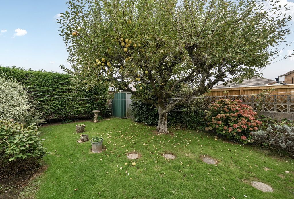 Property photo 3 of 18 1366031-3-68E8F9E...