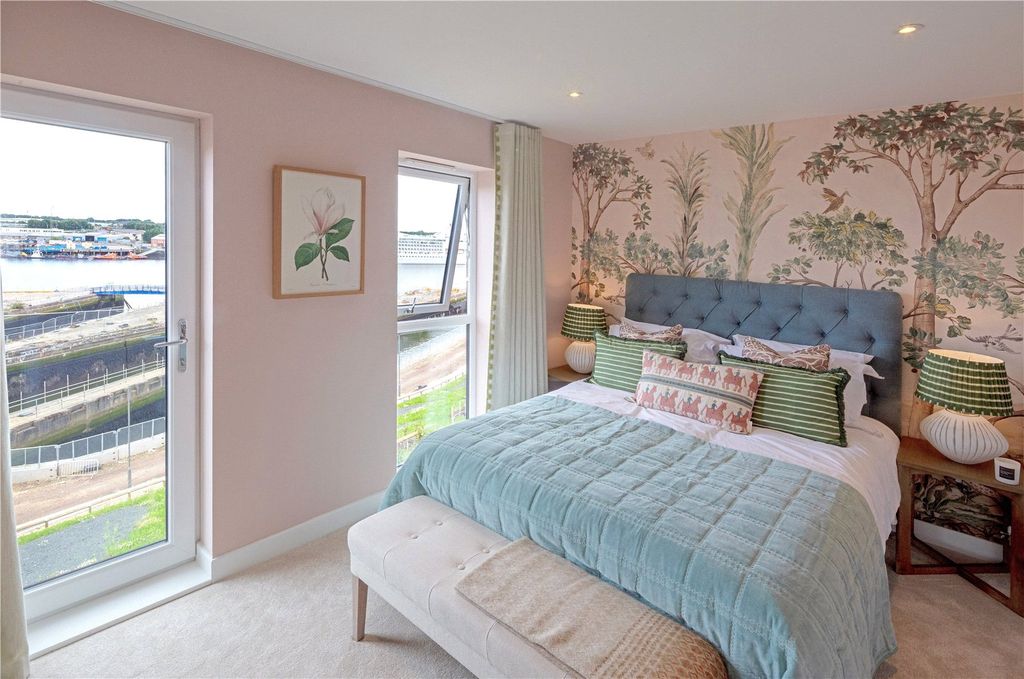Property photo 3 of 7 Example Bedroom