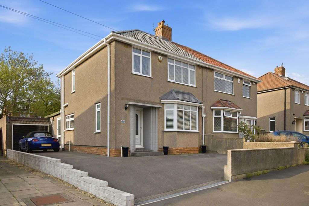 Property photo 1 of 25