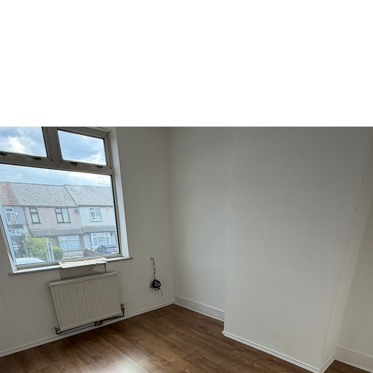 Property photo 3 of 11 Gallery