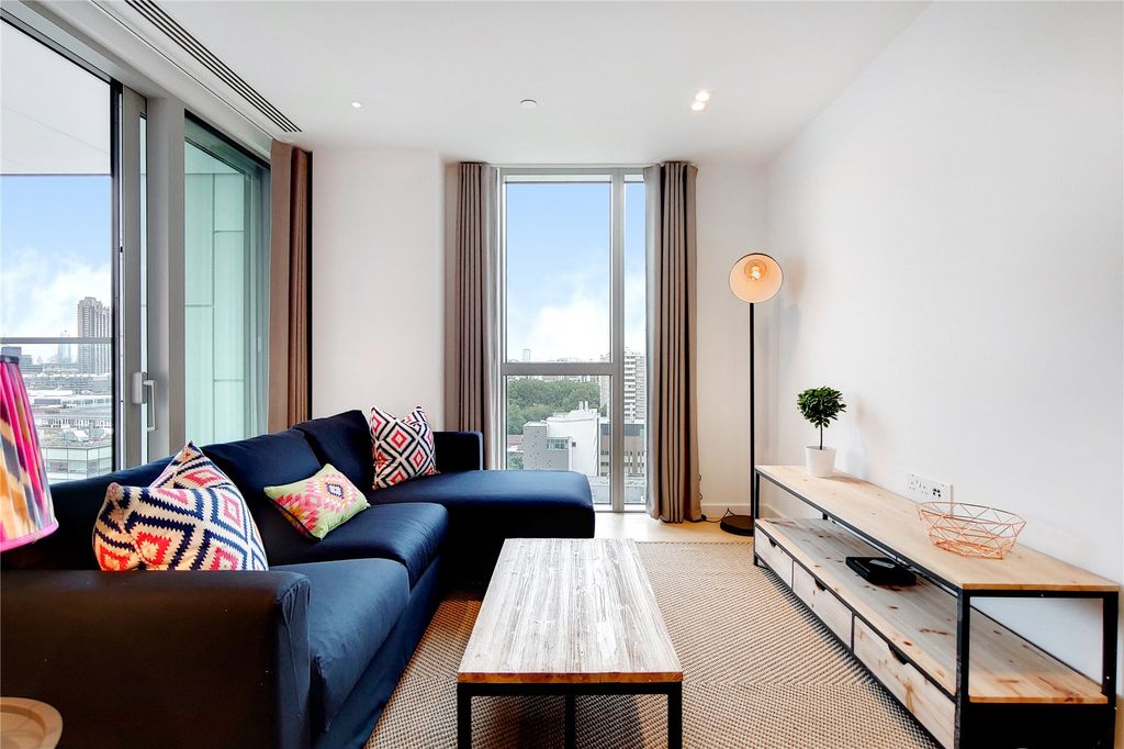 Property photo 1 of 19 Picture No. 23