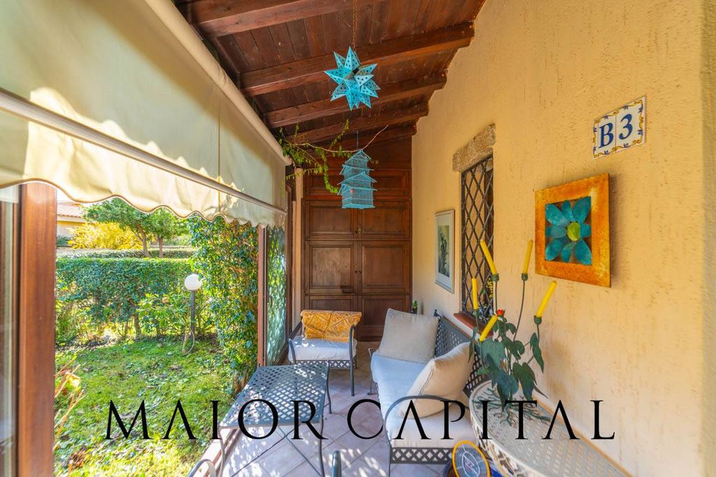 Property photo 2 of 28