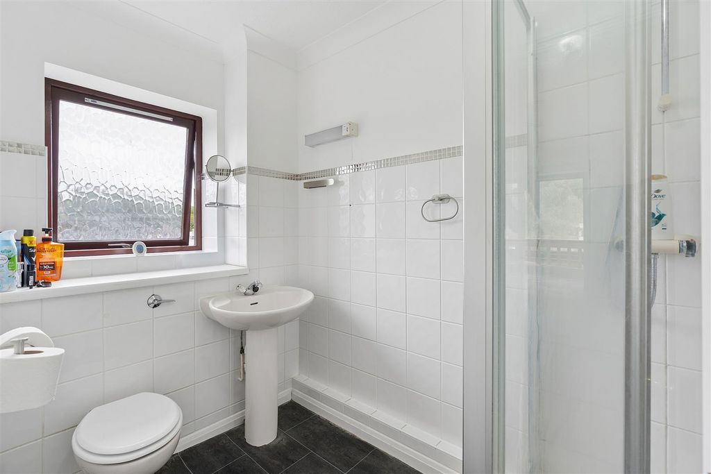 Property photo 2 of 10 5 The Mote-Hr3.Jpg